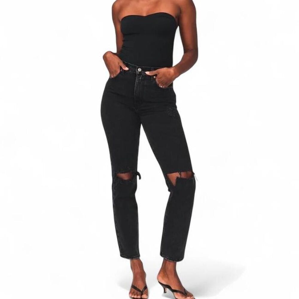 Abercrombie Ultra High Rise 90s Straight Distressed Jeans - Size 36 Waist / 22 S